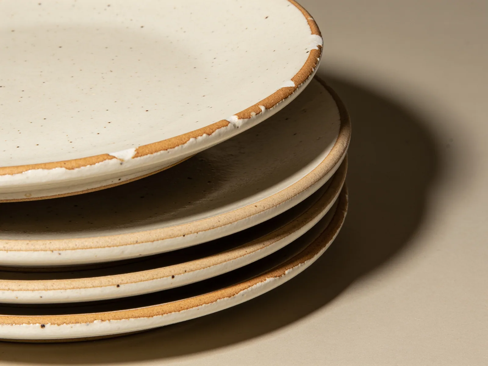 Vega Dinner Plate — Speckled stoneware, 27 cm, satin bone glaze